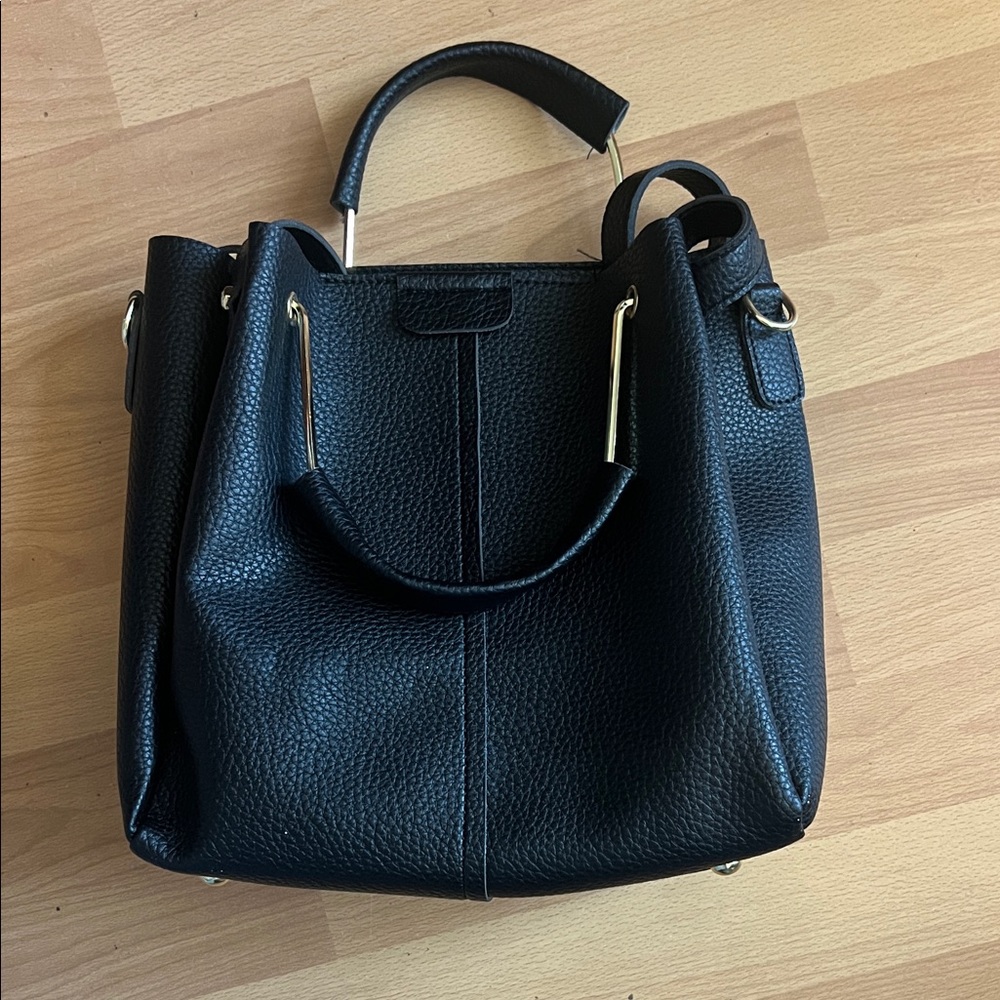 Elegant Black Leather Tote Bag